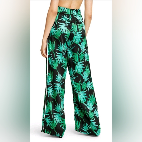 Fe Noel x Target Women's Feathered Palm Print Wide-Leg Pants - Picture 2 of 2